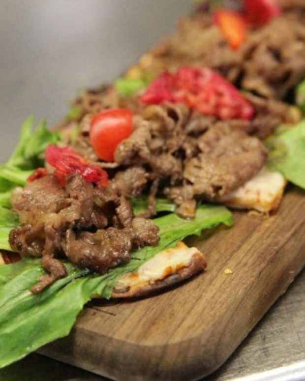 Holiday Wars 2 Chefs, 80 Minutes, 4 Courses, 1 Secret Ingredient Joy