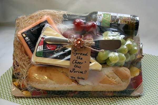 How To Make A Cheese Board Gift - Joy of Kosher