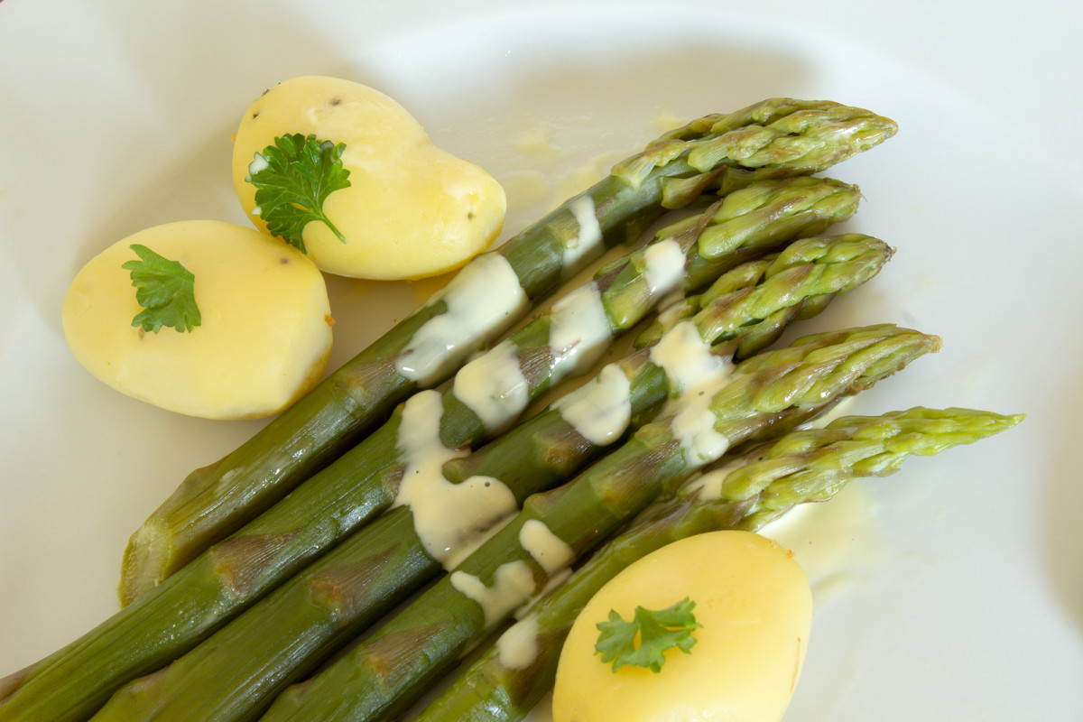 Easy Hollandaise Sauce Jamie Geller