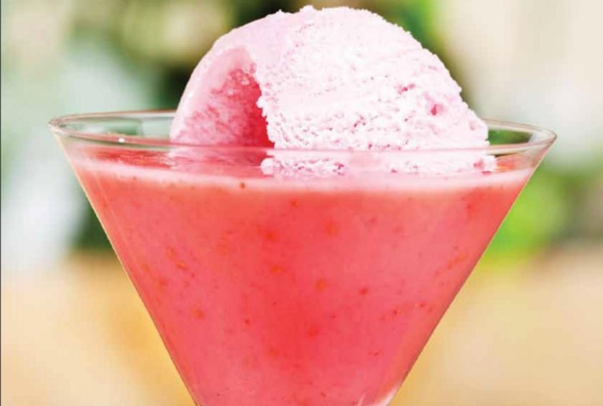 Strawberry Soda Float **Kosher Recipe Linkup** Joy of Kosher