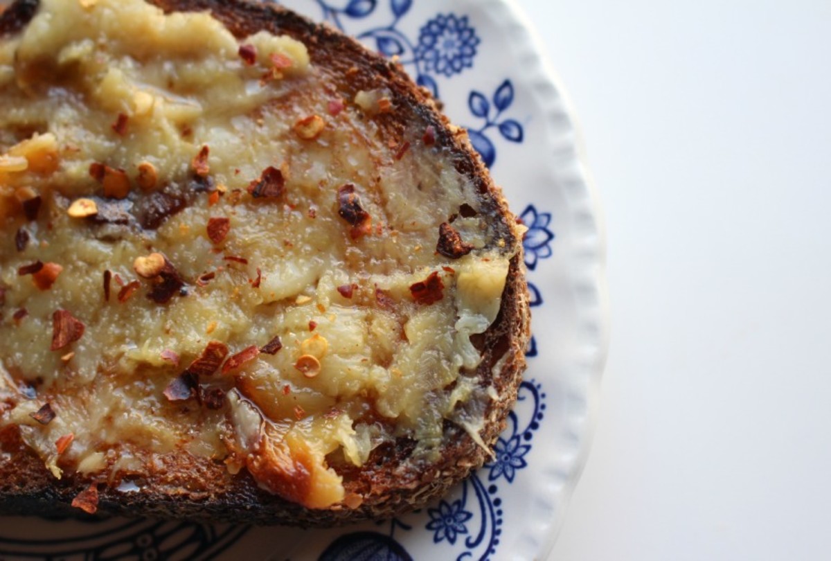 Roasted Garlic Toast Jamie Geller