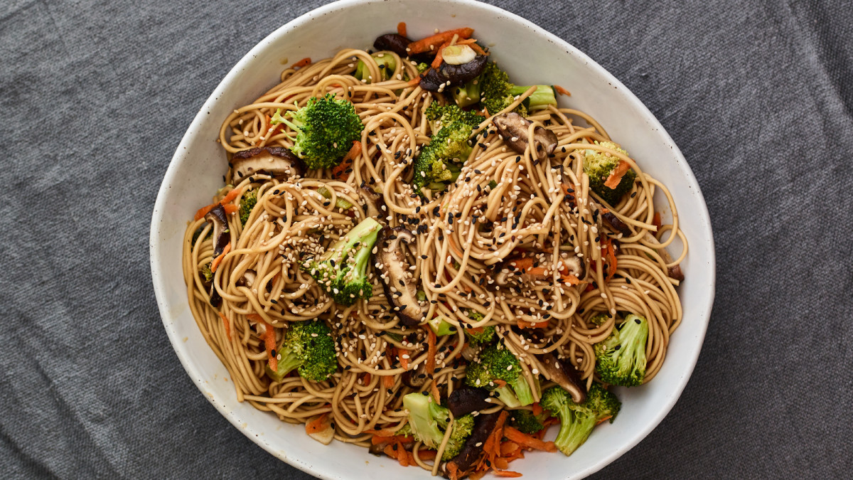 Quick Shiitake Lo Mein Jamie Geller